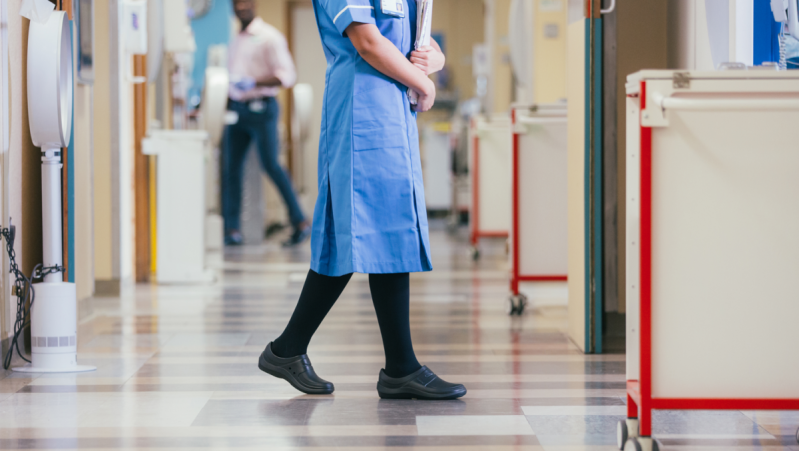 5 Things To Know When Choosing a Uniform For Your Business