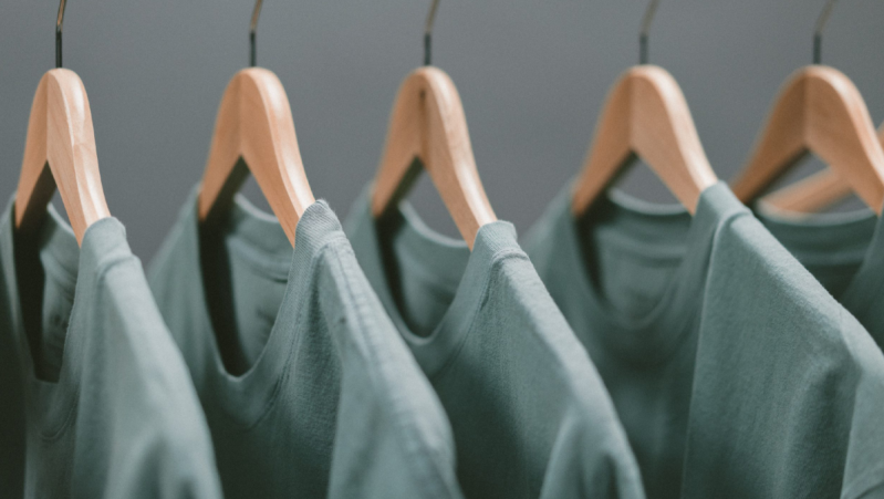 Wear Green, Go Green: How to Find Sustainable & Suitable Workwear