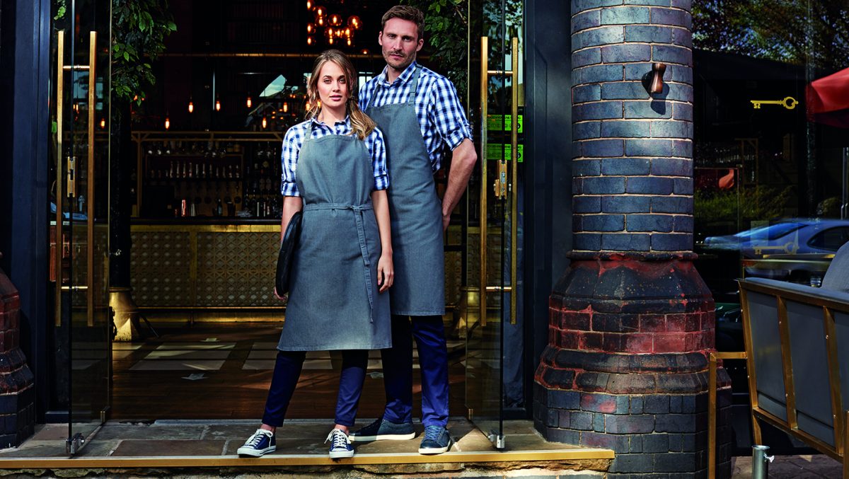 How a Summer Uniform can keep Your Team Cool and Comfortable